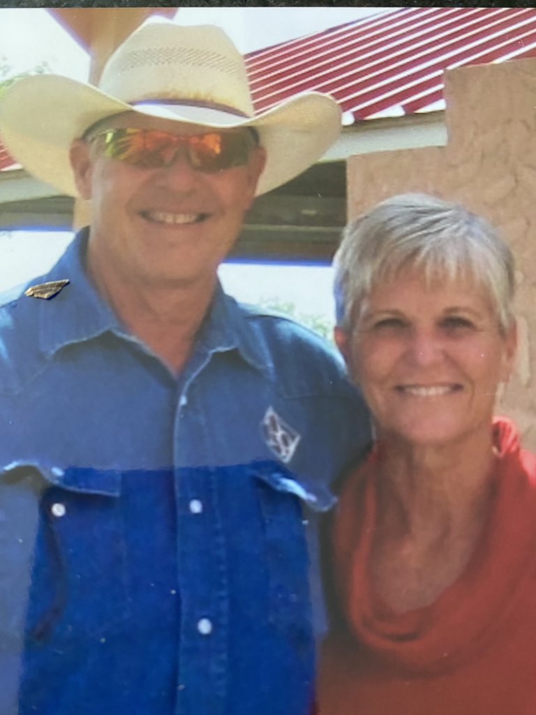 RealCJ10's tweet photo. So proud of my parents! They set a perfect example every day of my life. They worked together to make our family work from the beginning. What an accomplishment.....50 yrs together! Happy 50th Anniversary Mom and Dad @walkswithdeer @LarryJonesSr1 https://t.co/AUyesbFACI
