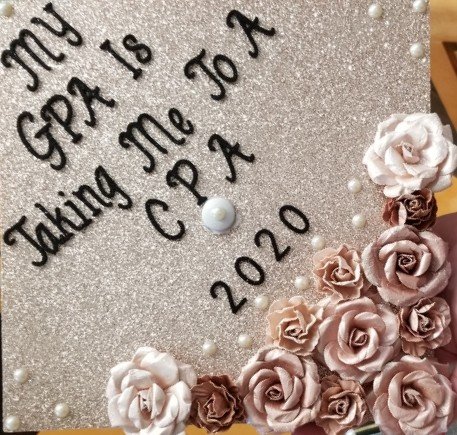 ELLMsR's tweet photo. Congrats to our practice child, my beautiful babygirl Viana. 
This graduation was not what you deserved for all the hard work you put into your education, but we are all so proud of you.

Love you forever

#MortonPride #OnceAMustangAlwaysAMustang https://t.co/j0aWtJ2TtL