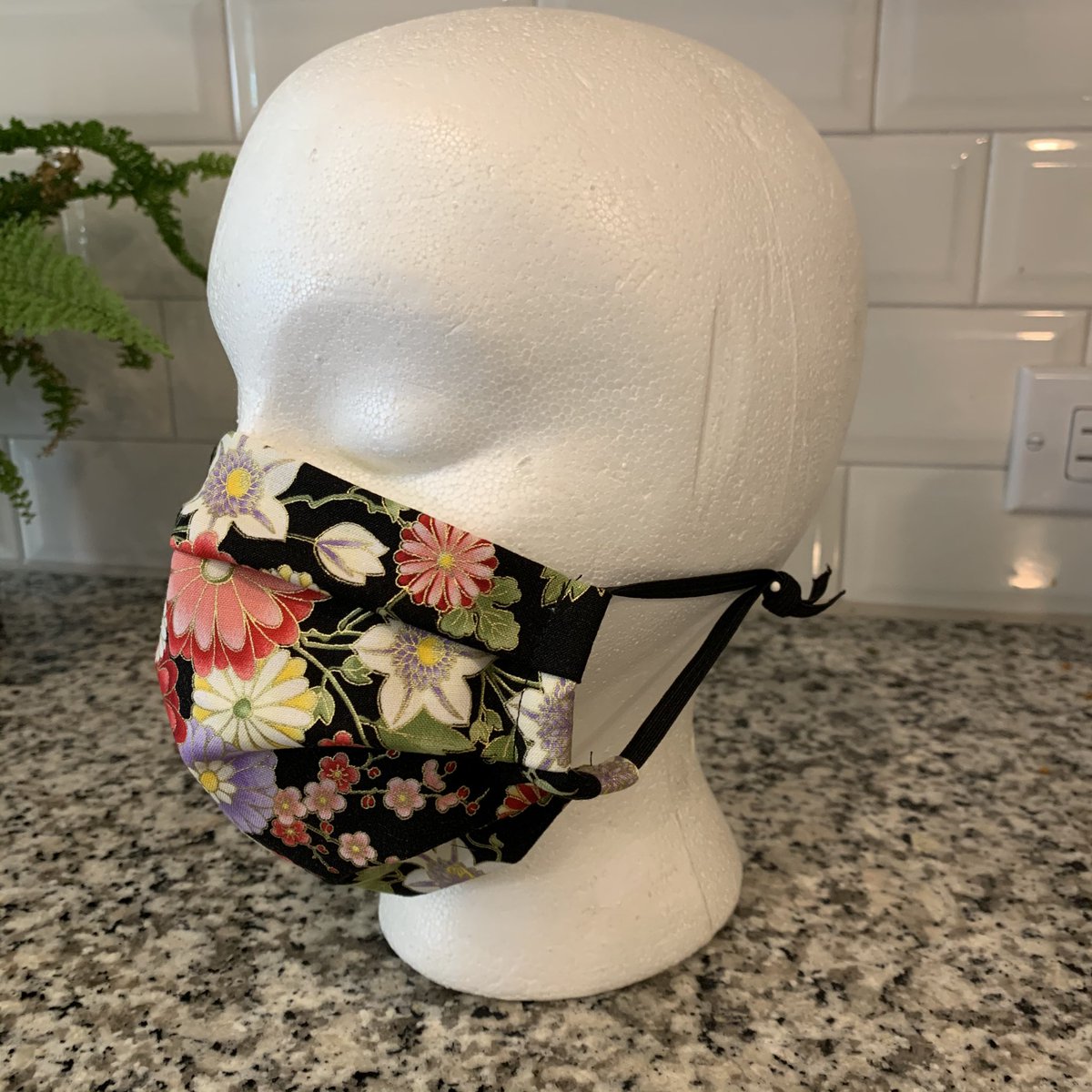 EpicGeekShop's tweet image. New mask styles available in our Amazon shop! 

Handmade, pleated, 100% cotton, machine washable, elastic ear loops, with filter pocket. $12.99 plus shipping. 

Amazon.com/handmade/epicg…