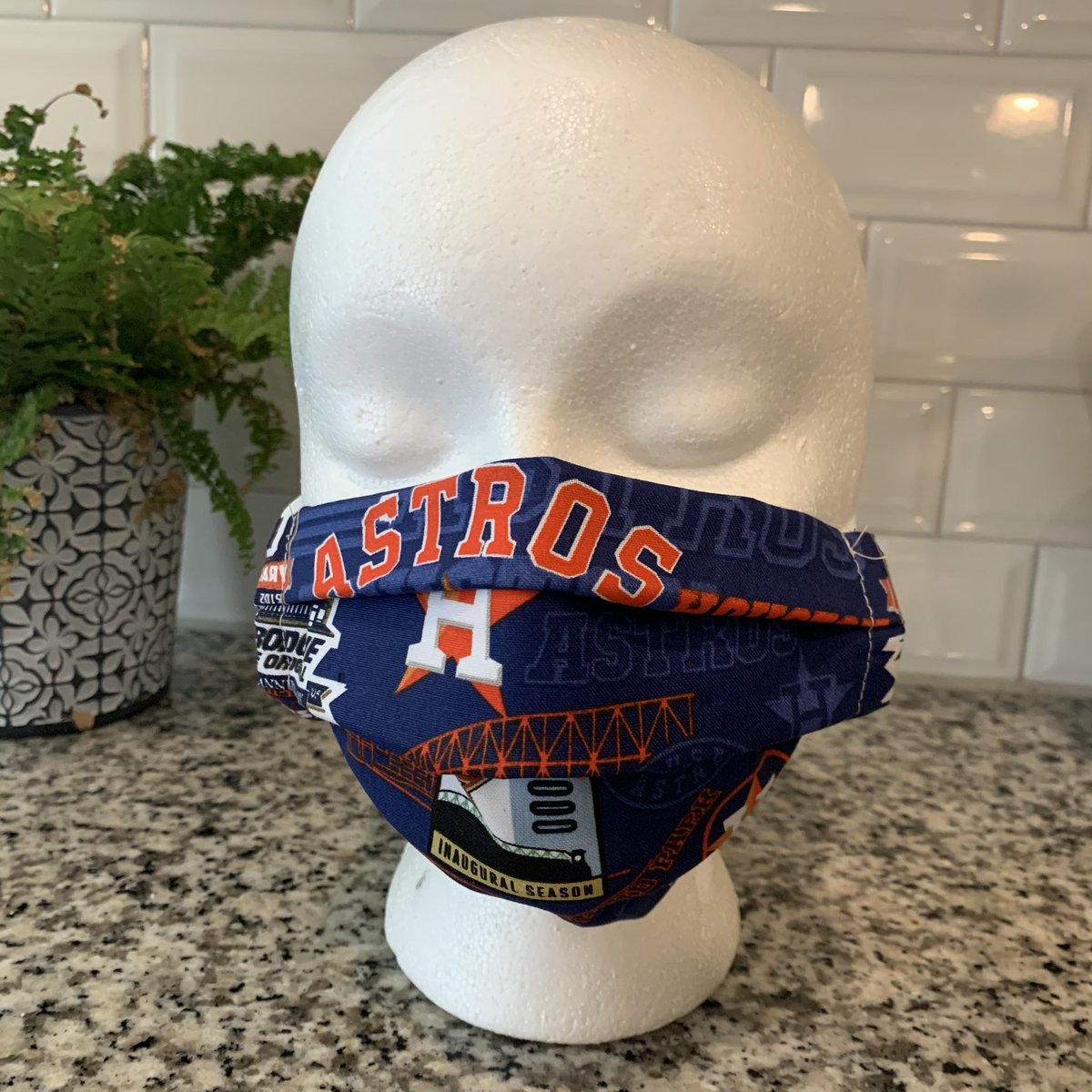 EpicGeekShop's tweet image. New mask styles available in our Amazon shop! 

Handmade, pleated, 100% cotton, machine washable, elastic ear loops, with filter pocket. $12.99 plus shipping. 

Amazon.com/handmade/epicg…