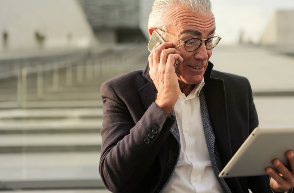 CothrineFinance's tweet photo. If you're wanting to take your financial future into your hands, our team at Cothrine Financial is here to help! Contact us today for your free consultation. 800-894-9498 https://t.co/A53chN8BpZ
