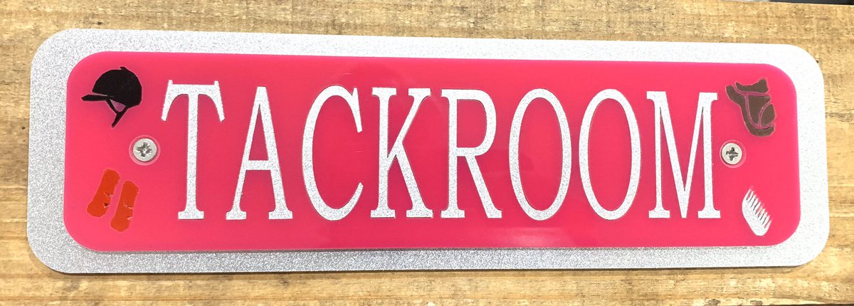 P22NOO's tweet photo. TACKROOM signage any colour combinations £24.00 U.K. mainland free postage. For enquires please contact Emma  or noothings@mediumzltd.com      #horsesofinstagram #ponyhour #tackroomfriday #yard #equestrian https://t.co/173dDqDql0
