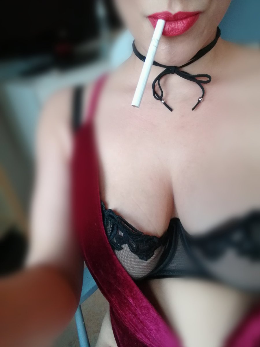 xMissMolly's tweet photo. A well prepared game night awaits 😘

❤️ Join me ❤️

https://t.co/n6uCJRRzxb

@Cam4
@cam4_eu
@Cam4_SE
@Cam4_Aus
@Cam4_DE
@Cam4_LAT
@Cam4_NL
@cam4_US

#camsex #sexy #fun #sex #happy #goodvibes #smile #kisses #baematerial #cam #SaturdayVibes #gamenight https://t.co/B9wq9vKHh8