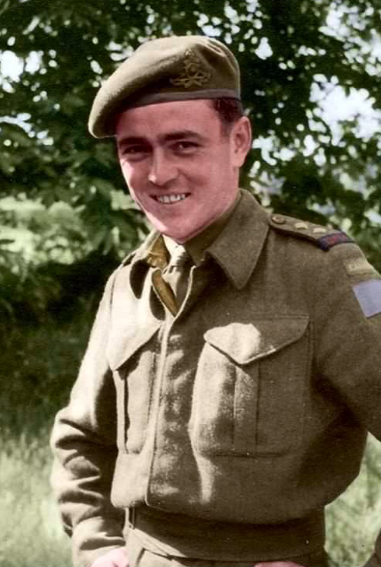 tomhawthorn's tweet photo. On June 6, 1944, James M. Doohan, a Canadian, led D Company of Royal Winnipeg Rifles ashore at Juno. He took out a sniper's nest, lost middle finger of his right hand to a bullet. He said he "gave Hitler the finger." You know him as Scotty on Star Trek.
https://t.co/HZ6BiPJ4Bc https://t.co/ewIIYp0dIG
