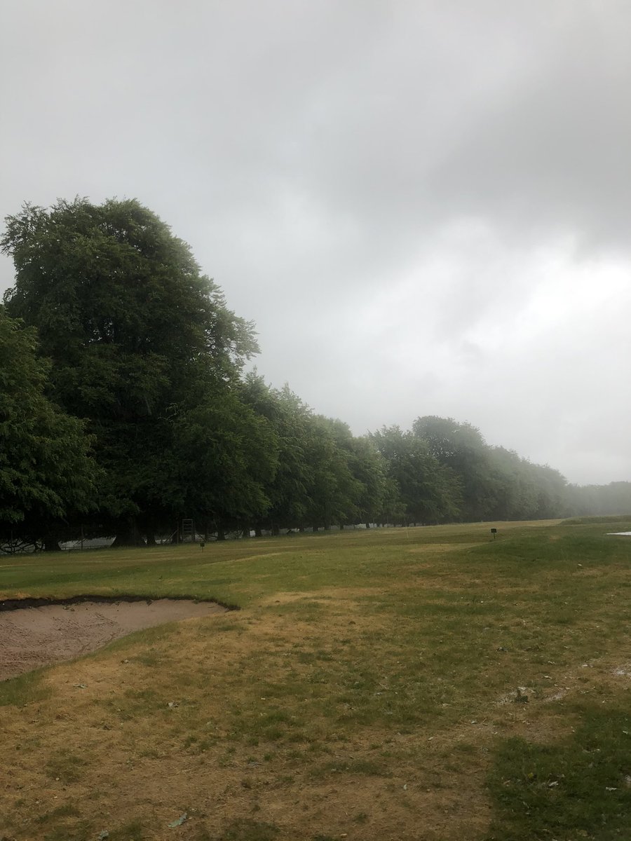 KnutsfordGolf's tweet image. What a day we’ve all had on this fantastic #golf course. A big well done to the @kgc_greens team, greens are looking awesome, new 🕳 work very well and the drainage on the 9th &amp;amp; 18th is now sorted. We hope all enjoyed your round today? ⛳️🌧☔️☀️ #Golflife on the #golfcourse