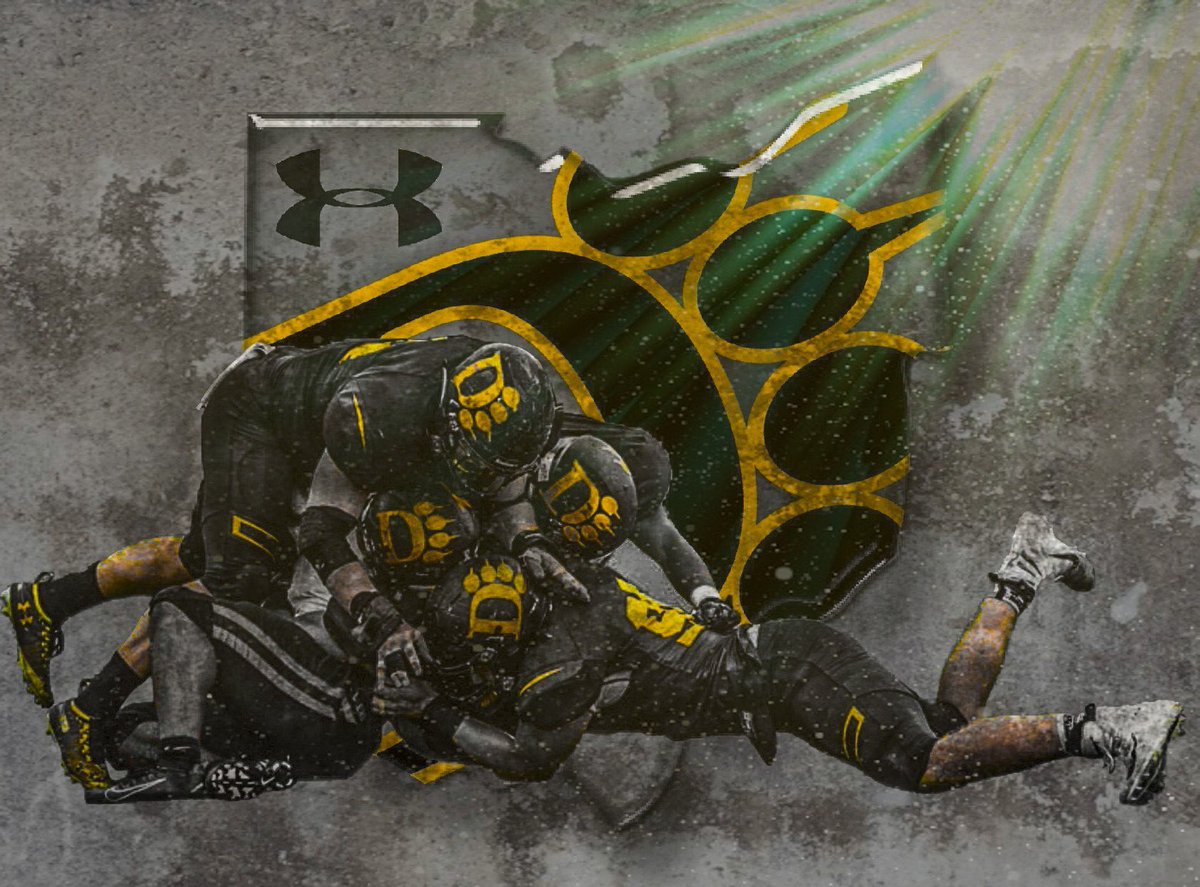 After a great conversation with <a href="/imaz77/">Ian Formaz</a> , I’m excited to share I have received my first official offer from Ohio Dominican University  <a href="/OhioDominicanFB/">Ohio Dominican Football</a>  #HUNTERS