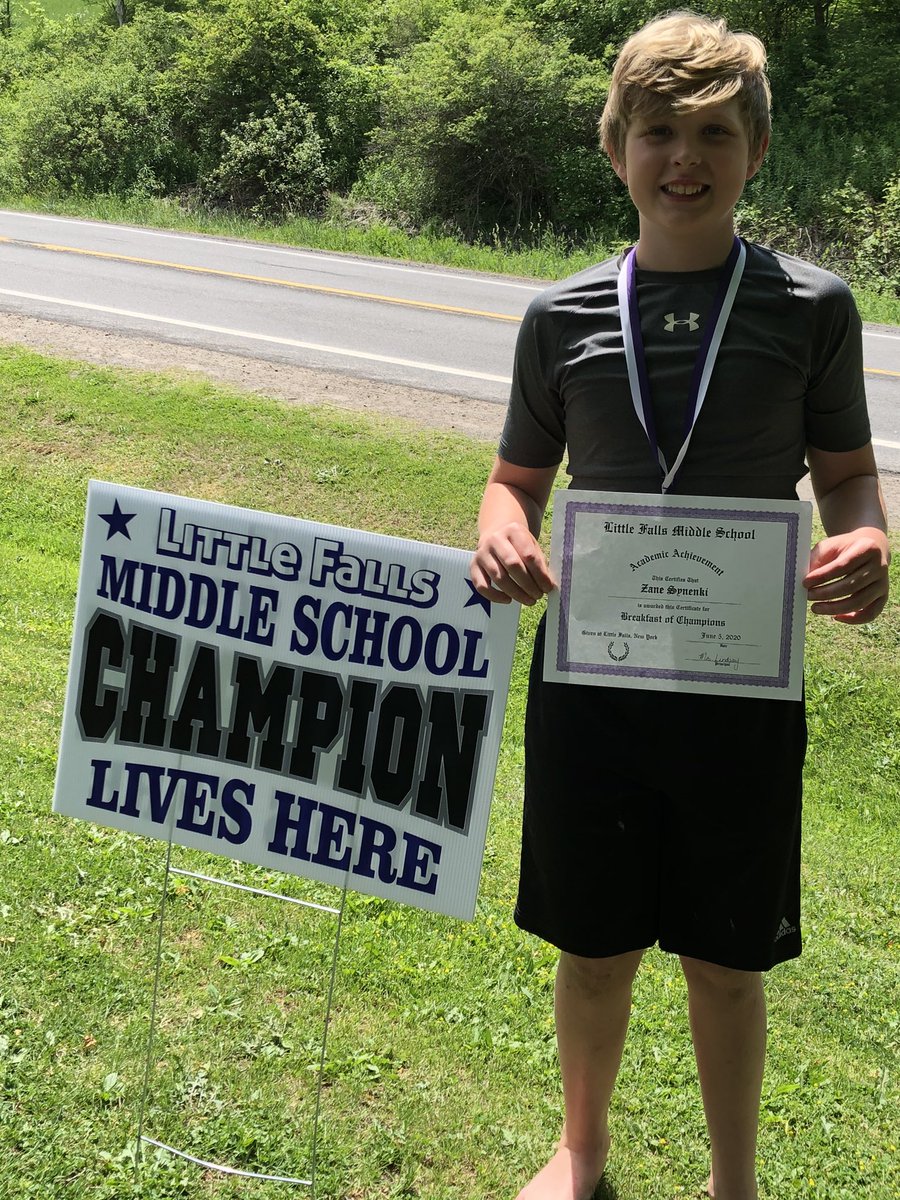 #ProudMomma #mynumberone <a href="/LFMounties/">Little Falls MS/HS</a>  ❤️