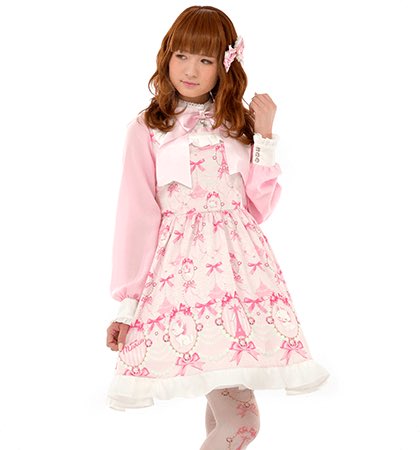This angelic pretty x disney colab dress just came in the mail!!!! I love lolita fashion SOOOOO MUCH ?