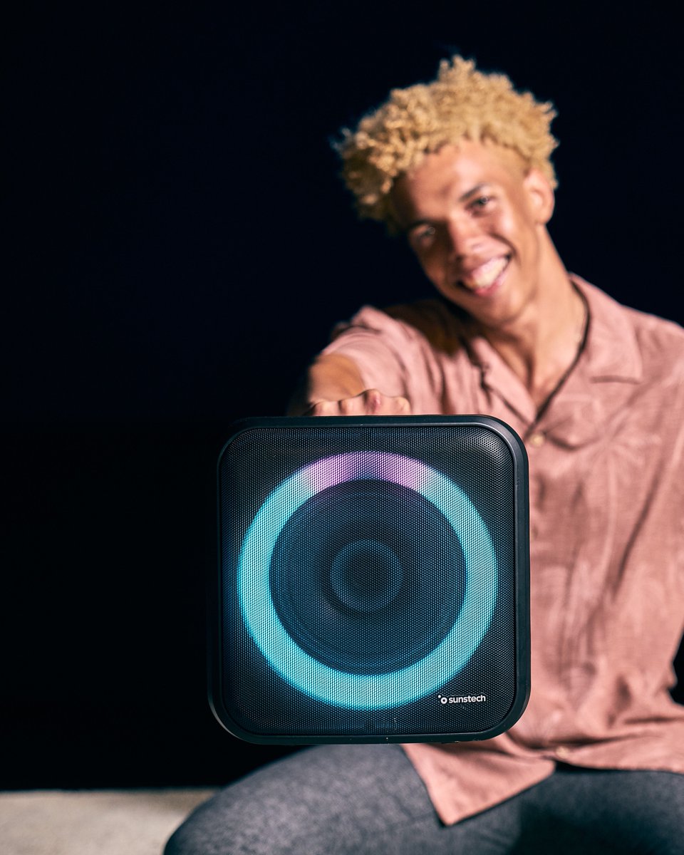 Sunstech_es's tweet photo. ¡Todas tus canciones acompañadas de iluminación LED! Altavoz #MuscleCUBE, hecho para las mejores fiestas

https://t.co/RBogxIKw2R https://t.co/ScKDppDvah