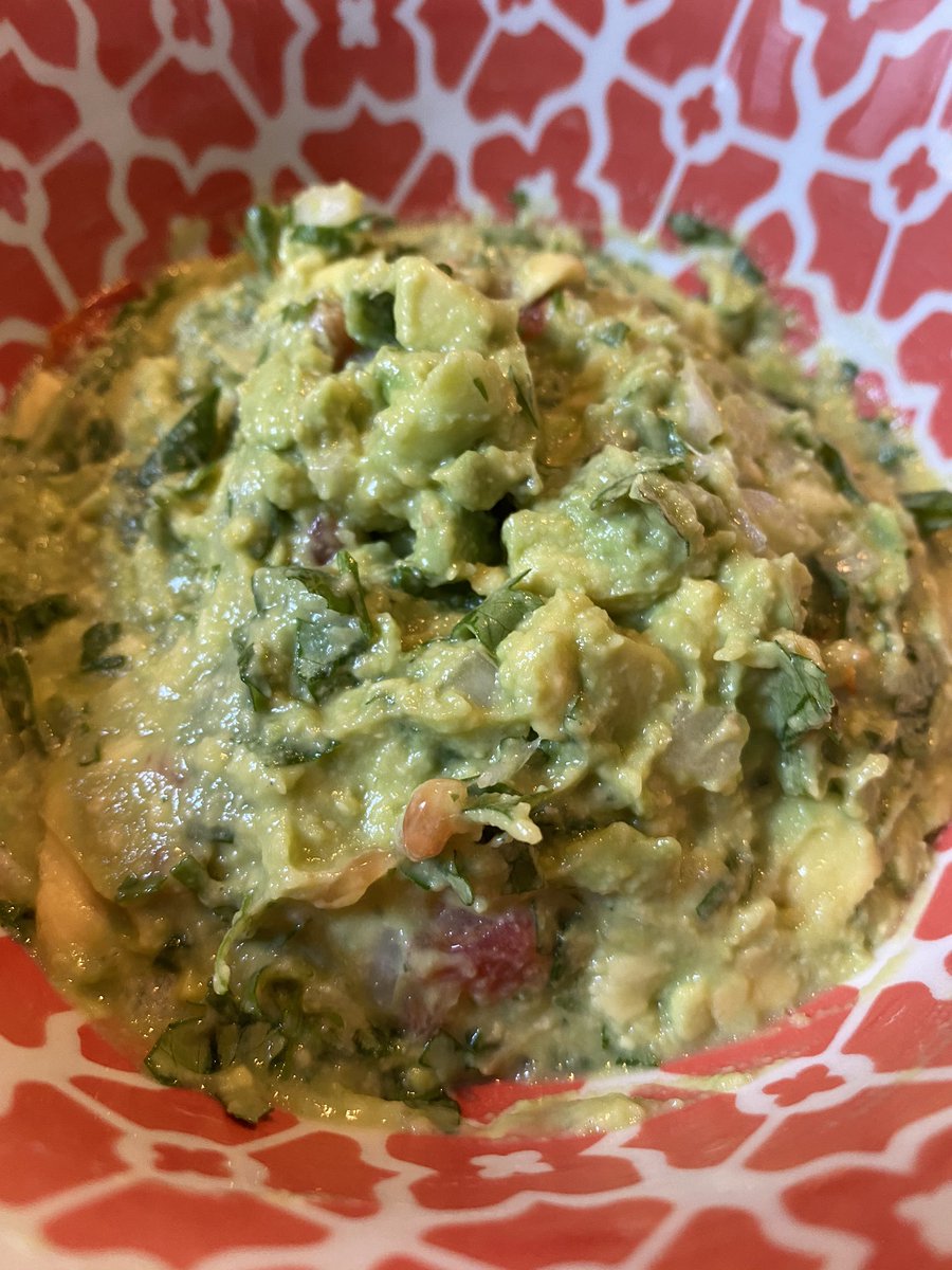 ThePupOfWallSt's tweet photo. Guac not stock break! Long form videos, need to trim the fat, but not the guac. That’s the good kind of fat 😉
#guac #guacamole #notstocks https://t.co/GgEhGoAvGk