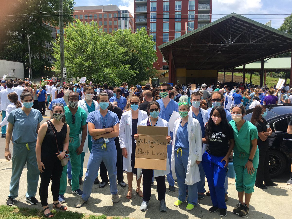 kkimel's tweet photo. #WhiteCoatsForBlackLives #uncmed our UNC IM and Med Peds Residents https://t.co/XBTRIfAzBd