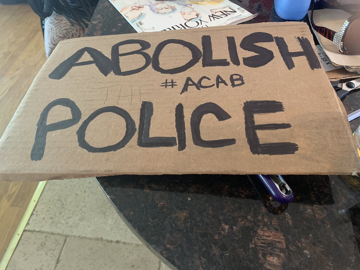 Disenfranchised Harlot tweet media