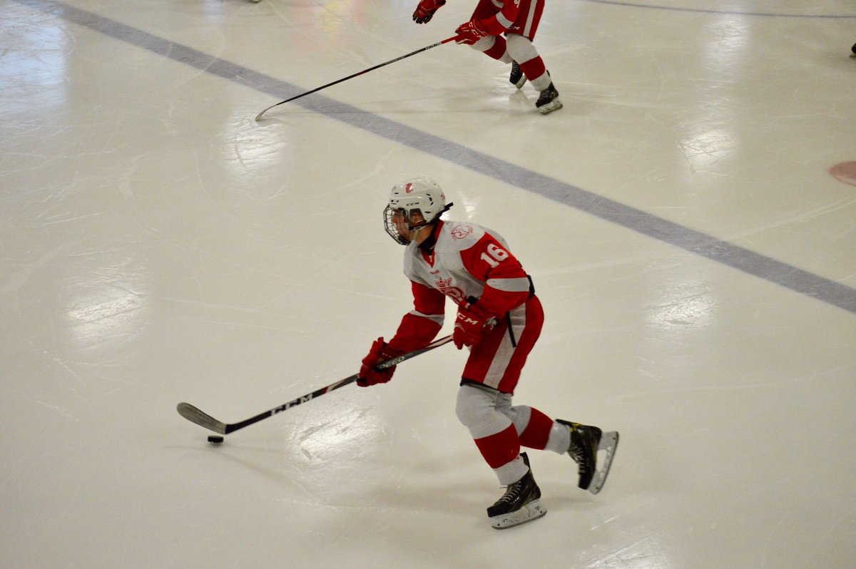 RoyalCardi's tweet photo. Tristan Dussault du Royal Cardinal-Roy Juvénile D1 repêché par le Phoenix de Sherbrooke de la LHJMQ!!

Tristan devient le troisième joueur de l’histoire du Royal a été repêché après Jean-Nicolas Daigle par Québec et Jamie Clavet par Baie-Comeau. Bravo Tristan, nous fier de toi! https://t.co/B6eCpweSvZ