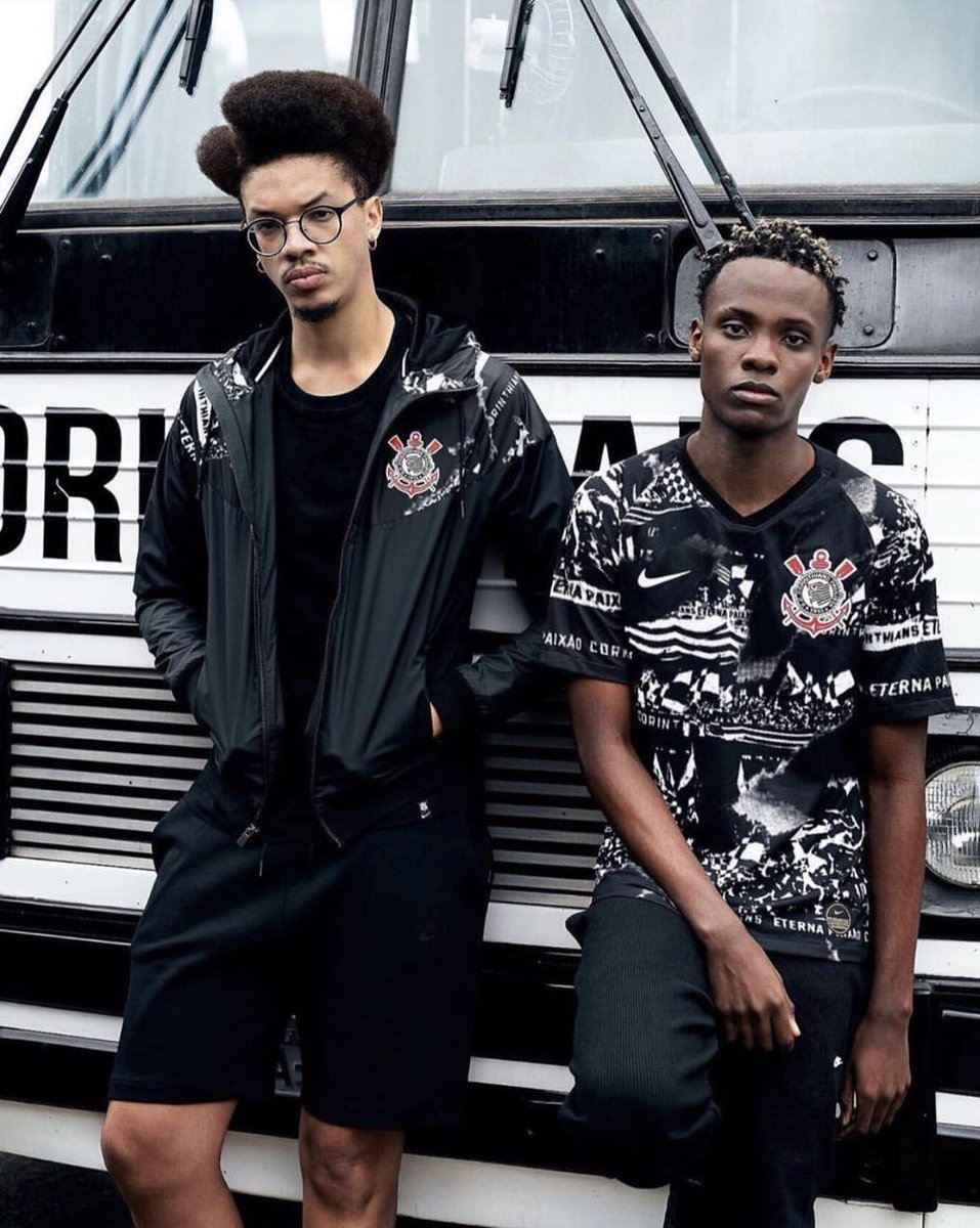 bricssjerseys's tweet photo. We got wild collections of kits
Hit us up to order yours
Kindly like, retweet and follow to supports a brotherโs hustle ๐๐ฝ๐๐ฝ
#6thjune #Accra #Ghana #COVID #ukprotests #TwitterStoreGh #ShattaWale https://t.co/8JToSHhG8a