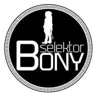 Hoy en <a href="/EFXDub/">Efecto Dub</a>: como cada primer sábado de mes #BassDealers con <a href="/SelektorBony/">Selektor Bony</a> desde Berlín, el crew se adentra en los clásicos de Reggae/Roots y la búsqueda del dub en Sudamérica.

#EFXDub con <a href="/Ovandoous/">David Ovando Sánchez</a>, <a href="/joseloaragon/">jose luis aragon</a> y “El esclavo del Dub". — #Ibero909 

Ibero909.fm/playlist-9091