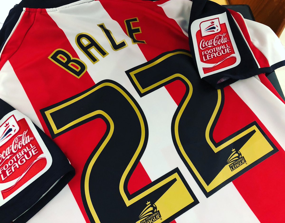 Ftprint3's tweet photo. In the beginning... #fútprint #shirtprintingservice #shirtprinting #southampton #soton #saints #sfc #bale #garethbale #bale22 https://t.co/JuMLcIY64j