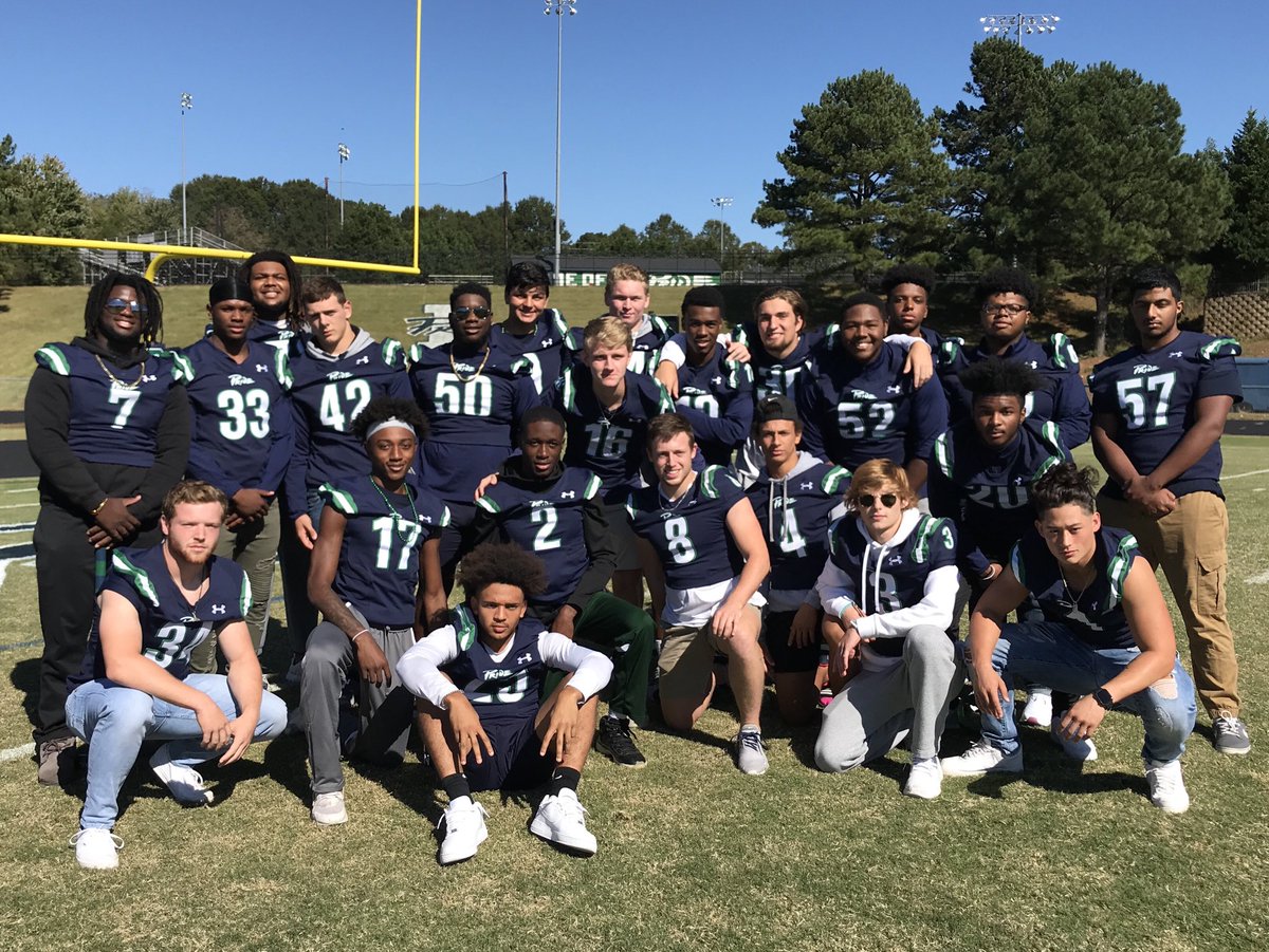 It’s senior week!  We are so proud of you Class of 2020!
💙💚🏈 #prideforever