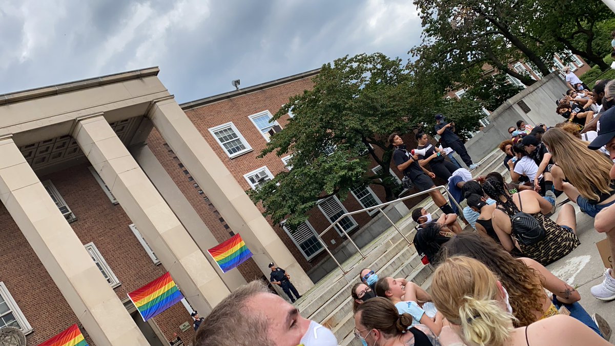 damonhemmerding's tweet photo. Now speaking at #Queens borough hall - Queens BP Lee #NYCPROTEST #queensprotests #foresthills #SayHerName https://t.co/ezgCOmqv9s