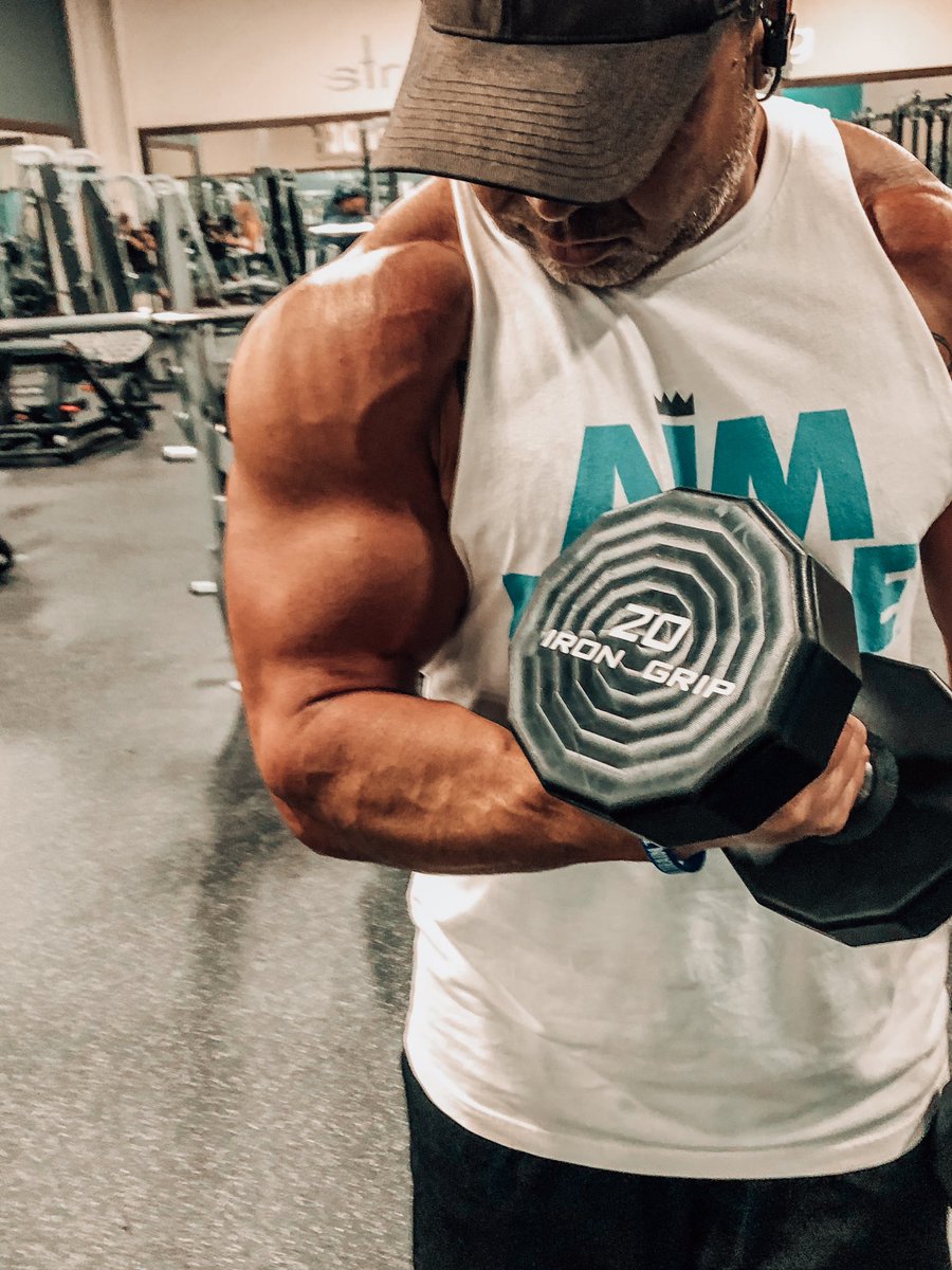 Drew__Nolan's tweet photo. Fueled by @CutlerNutrition by @mrojaycutler #aimhuge https://t.co/V3eUk2c3yq