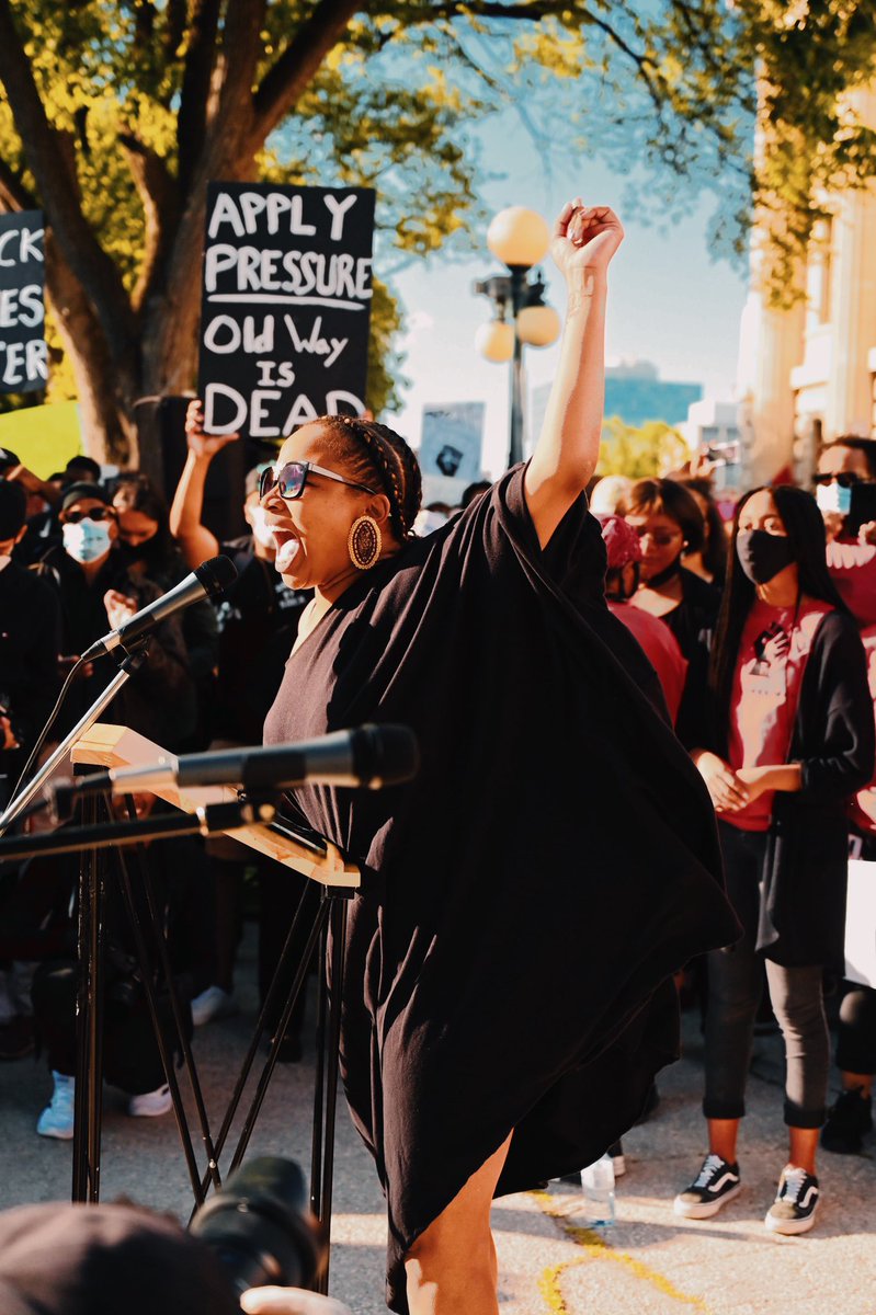 averymartin44's tweet photo. Hold your fists high.
NO JUSTICE NO PEACE BLM #JUSTICE4BLACKLIVESWINNIPEG https://t.co/qTWE2yRAtY