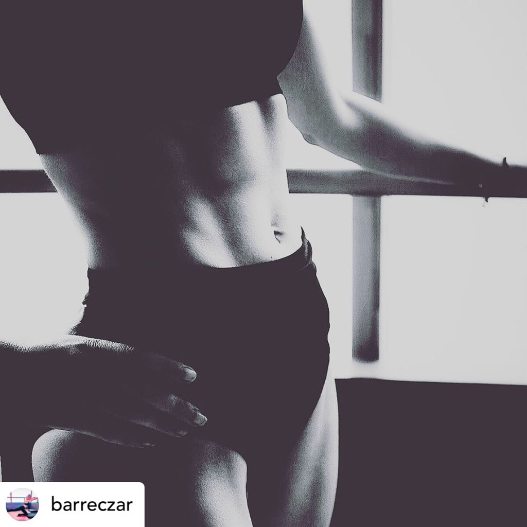 The BarreCzar is going to be LIVE Saturday at 10am for a very special workout on @barreczar 
She’ll be taking donations in return for getting your Saturday morning hit of Barre! 

#timeforchange #blm #barreworkout #barreinstructor #instafit #cybarre 

blacklivesmatters.carrd.co