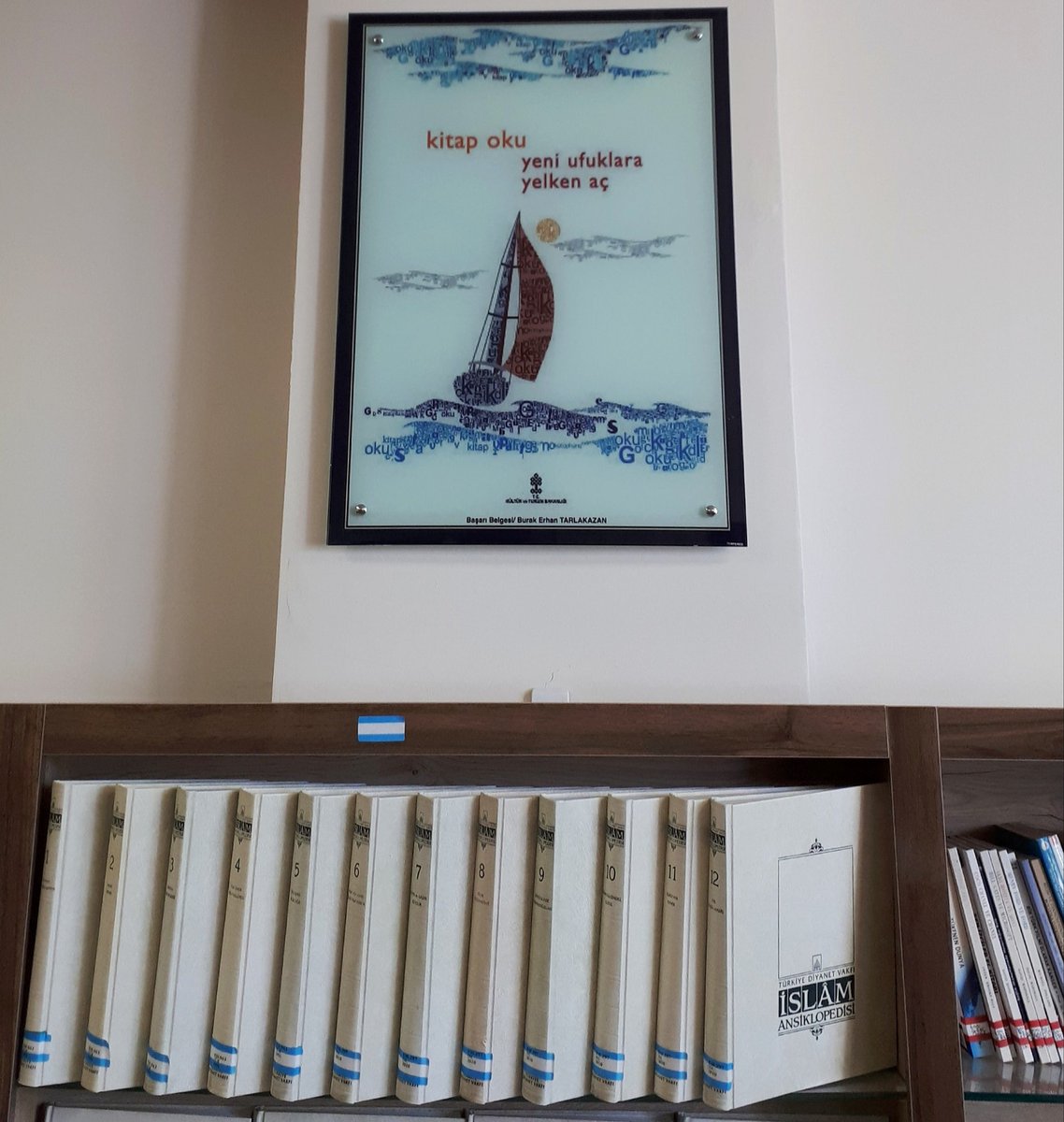 Haydiii! Keşfetmek için okuyalım. Bakın nasıl seveceksiniz kitapları 💕📚🤗

<a href="/MehmetErsoyTR/">Mehmet Nuri Ersoy</a>
<a href="/AhmetMisbah/">Ahmet Misbah Demircan</a>
<a href="/hamditursucu/">Hamdi Turşucu</a>
<a href="/TCKulturTurizm/">T.C. Kültür ve Turizm Bakanlığı</a>
<a href="/KTBKYGM/">KYGM</a>
<a href="/ktphanedeyim2/">kütüphanedeyim</a>
@ankarailkultur
<a href="/kutuphaneozlemi/">Kütüphanemi Özledim</a>
<a href="/kutupanne/">Kütüp-Anne Platformu</a>
<a href="/adnanotukenihk/">Adnan Ötüken İHK</a>
@evrenbld