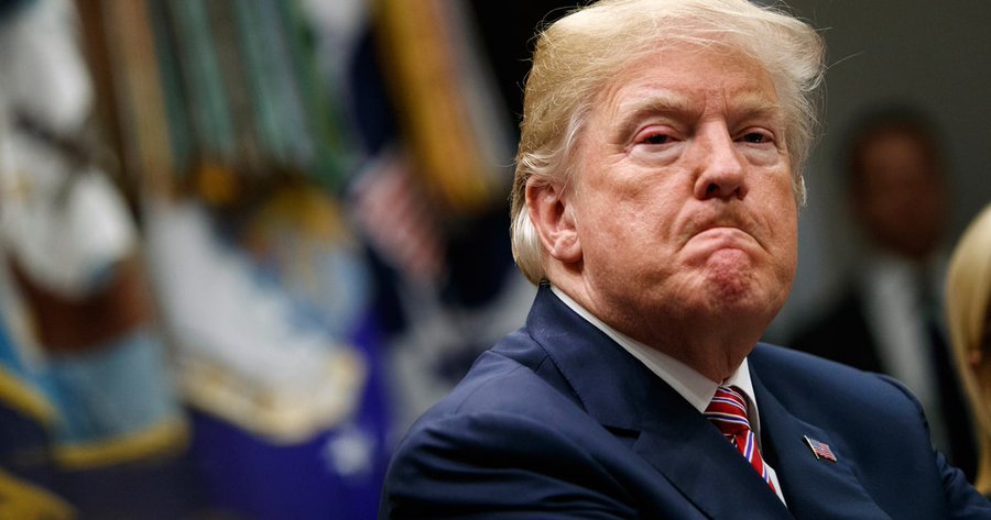 SteveRustad1's tweet photo. Trump has his knee on the neck of American democracy.
It can't breathe.
#FoxNewsisRacist #LadyGraham #WhenBidenTakesOver #VoteTrumpOut #AMJoy #IStillHaveHopeFor #BlackLivesMattters #IvankaTrump #helpstudentsbreathe Lowe Cucker Tarlson Tom Morello PAID LEAVE Discomfort https://t.co/mb1b6Ti53j