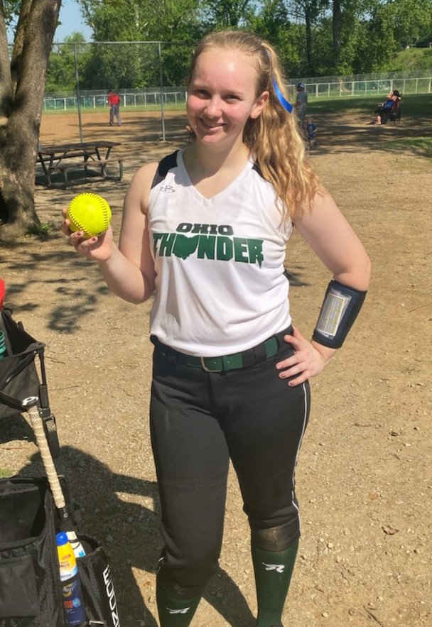 OhioThunder16U's tweet photo. Mia's first 💣 of the season.  Deep to LF.  Many more to follow. https://t.co/HOQkSw2yw4