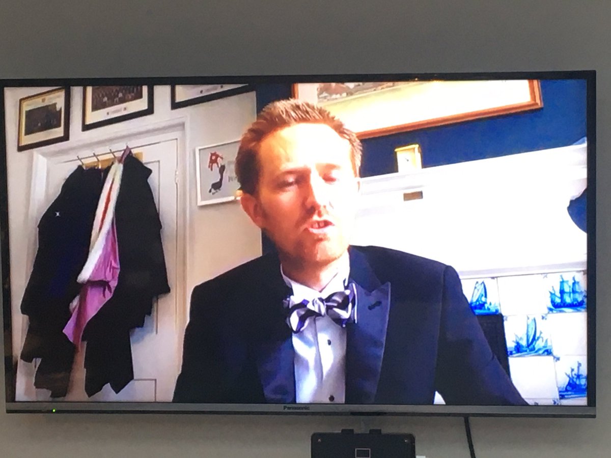 Birdgjuk's tweet photo. @Elwynhouse - enjoying the speeches! https://t.co/FZAgZ6dgsr