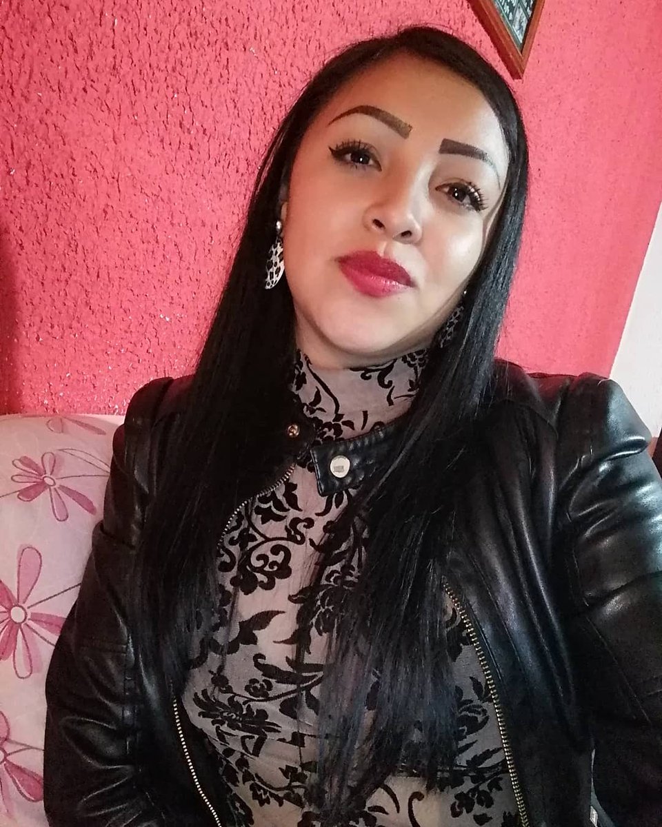 BrendaMixtecat2's tweet photo. Me siento #Biutiful ❤️🌸🌼 https://t.co/3tvoiugwwY
