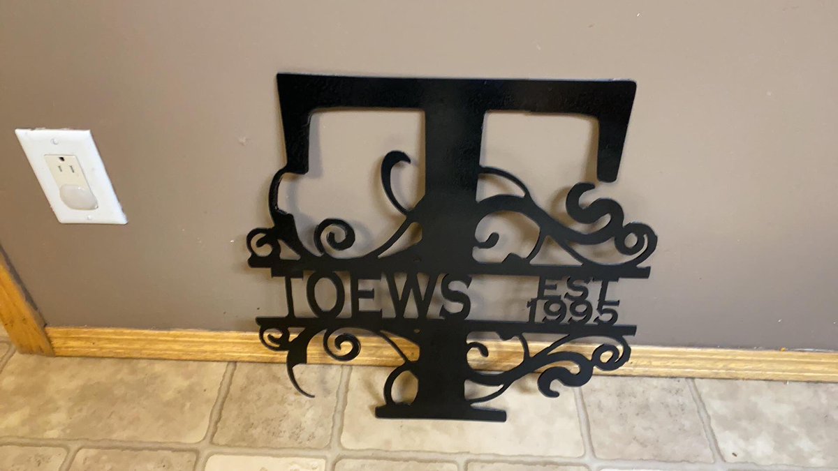 VoesenekM's tweet photo. Metal orders today #metal #metalart #canada #FathersDay https://t.co/ZqNZmhNU8I