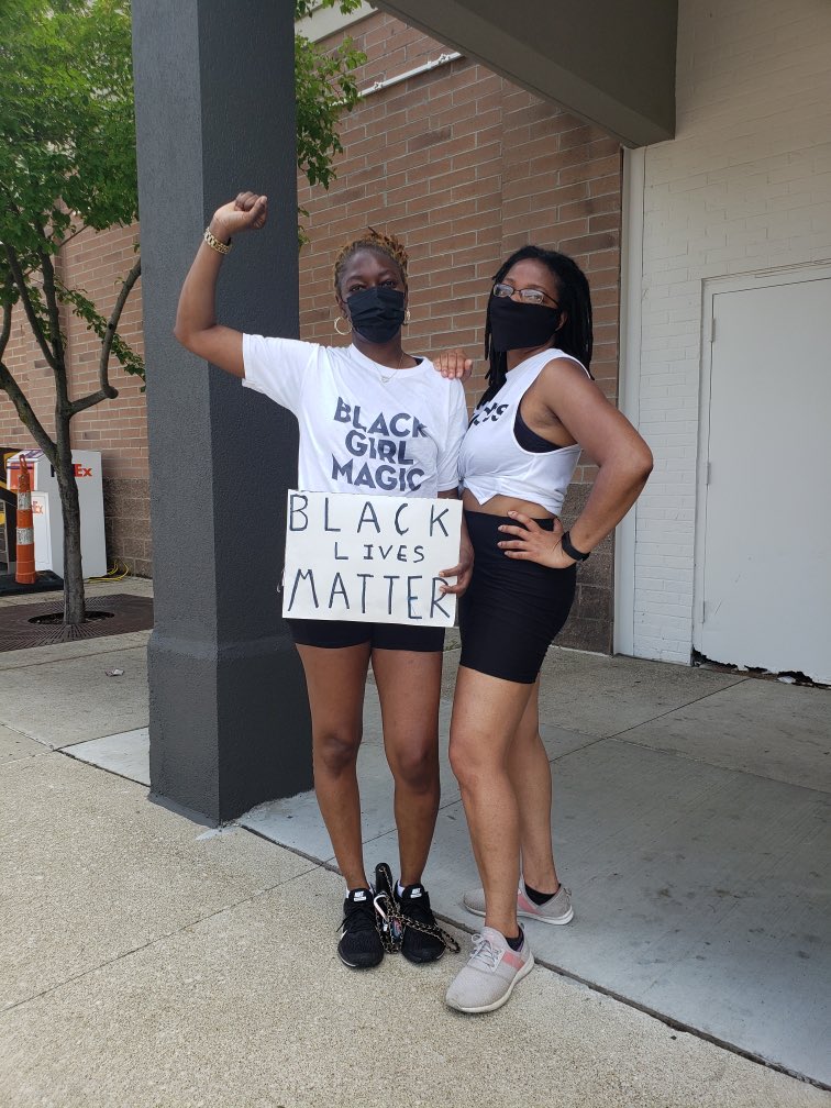 BerylBrownPic's tweet photo. I’m not “scared to death”, I want us to be better❤️ #IAmASuburbanMom #BlackLivesMatter https://t.co/Q6vQbVtiWo