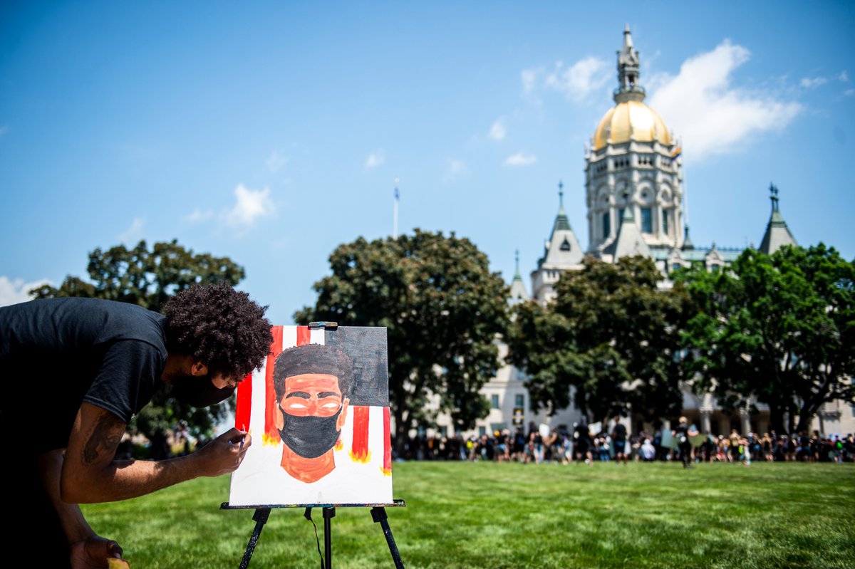 kassifilkins's tweet photo. scenes from today's hartford protest(s) 1/2 https://t.co/a2eD7X7Qq7