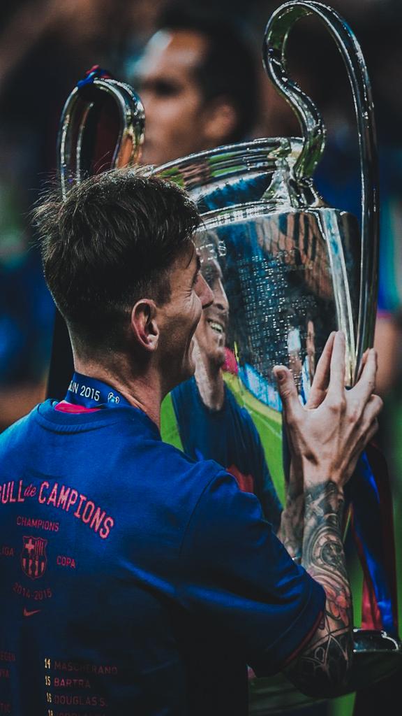 Bạn là fan hâm mộ của Messi và muốn tận hưởng những bức ảnh đẹp nhất của siêu sao này? Đến ngay với Messi UCL wallpaper để được trải nghiệm những hình nền độc đáo, ấn tượng về Lionel Messi trong UEFA Champions League.