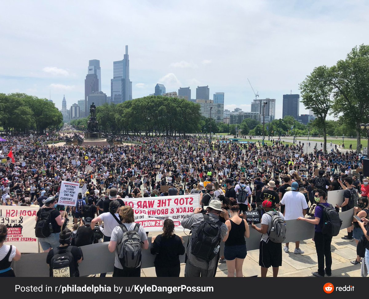 BRWednesday's tweet photo. Philly is showing up MASSIVE today!! #phillyprotests #BlackLivesMatter #PhiladelphiaProtests #philadelphiaprotest https://t.co/pNIi8raDYa