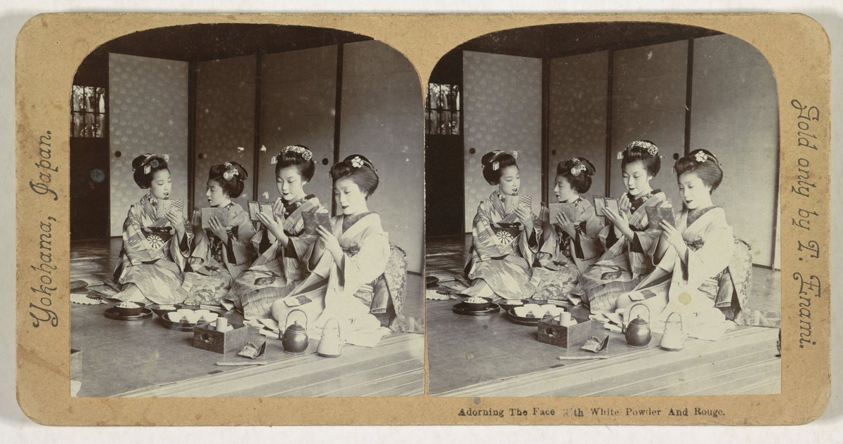 tsukironin's tweet photo. (Geishas) Adorning The Face With White Powder And Rouge  between 1900 and 1907
#stereocard #geisha #japan https://t.co/uHdgiVygIZ