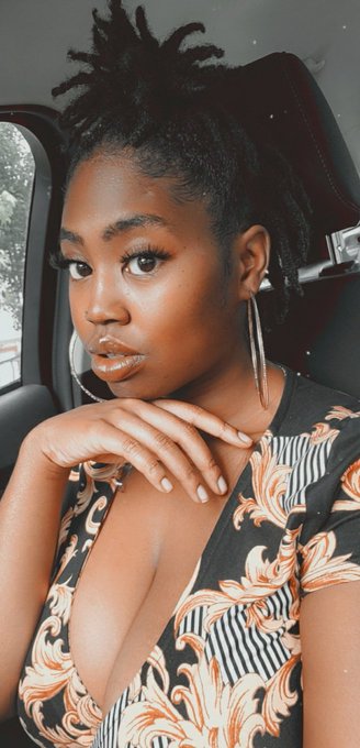 Just call me #locbae 😍🥰 https://t.co/vRLYp6q292<a href="/tag/locbae"class="tags">#locbae</a>