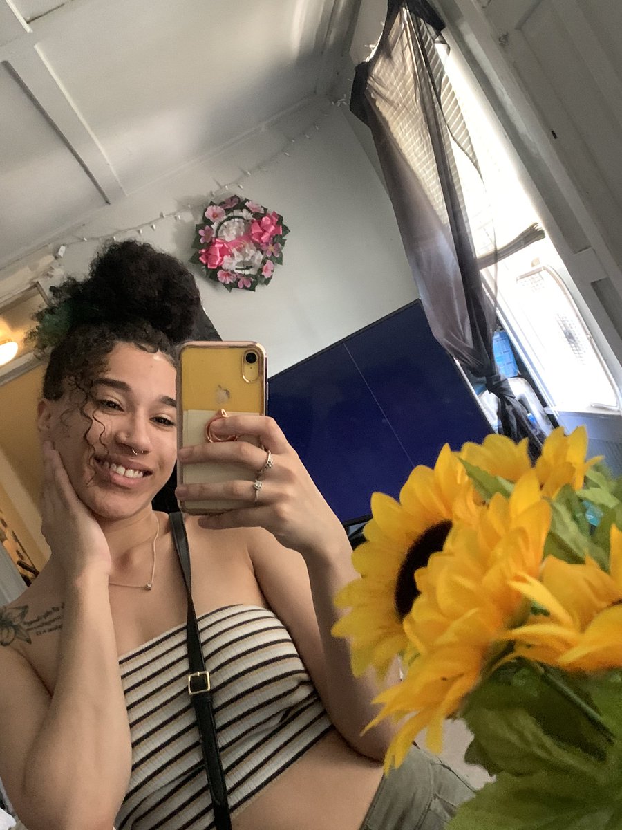 __3xkkash's tweet photo. idek #theasianinme https://t.co/KXc2XDMWsZ