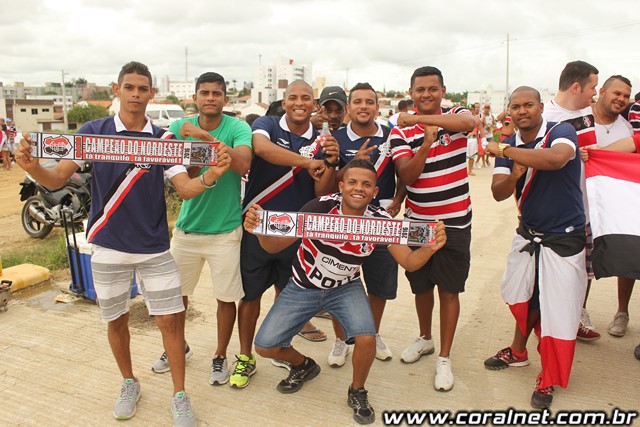 coralnet's tweet photo. Depois de um primeiro lote ser esgotado, a diretoria do Campinense/PB teve que providenciar mais quatro mil entradas para a Torcida Mais Apaixonada do Brasil. Um show à parte da nação coral!
#SantaCruz2016
#NordesteCoral
#TerrorDoNordeste https://t.co/zATzV2r7UR