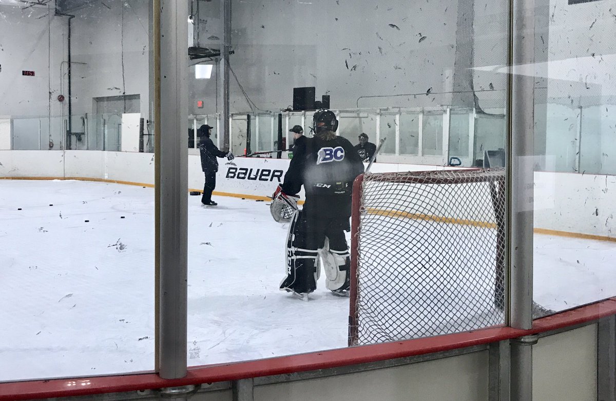 Thanks <a href="/Ewilliams29/">Eric Williams</a> for a solid session today with <a href="/JacobZillich/">Jacob Zillich</a>. #BackToHockey 
<a href="/mgdgoaltending/">Angelo Maggio</a>