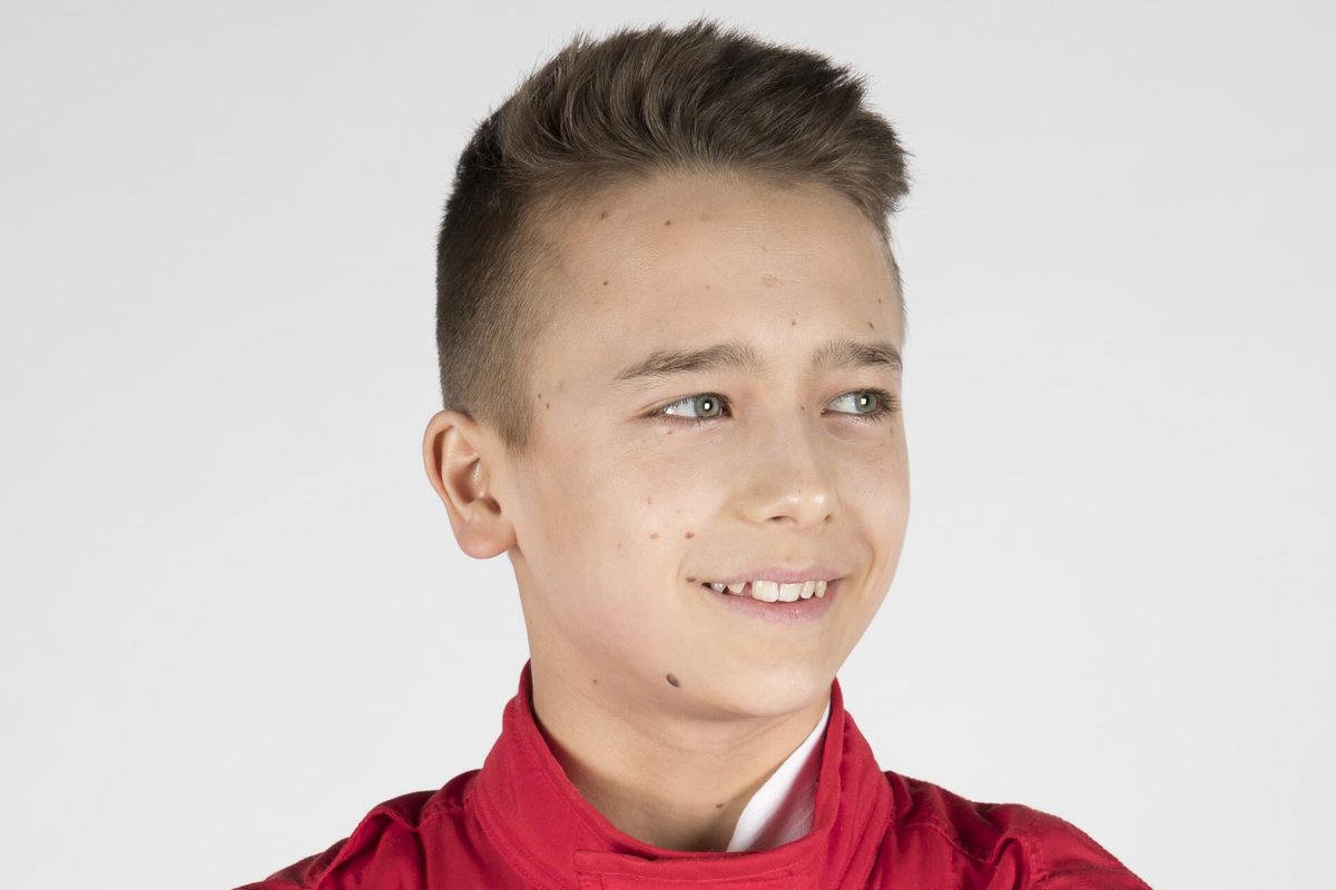 Scuderia_FDA's tweet photo. It’s been great to take part to the #ChallengeLando event organized by #F1. Our Dino Beganovic Racing gave it all to beat him but in the end an issue didn’t allow Dino to challenge Lando Norris until the very end.

#FerrariEsports #FDA https://t.co/VvWfMAjwBT