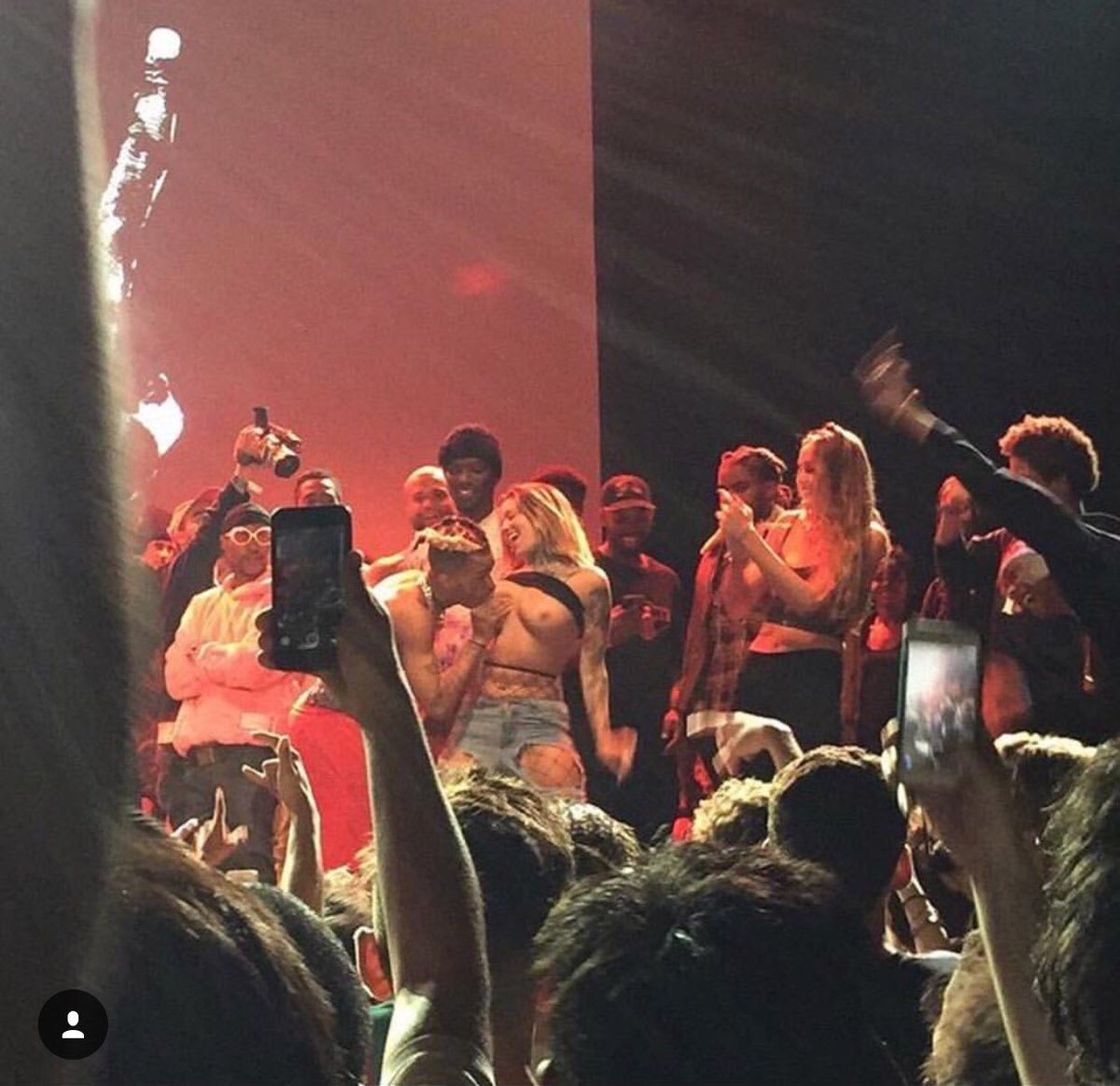 XxxTentacles tweet media