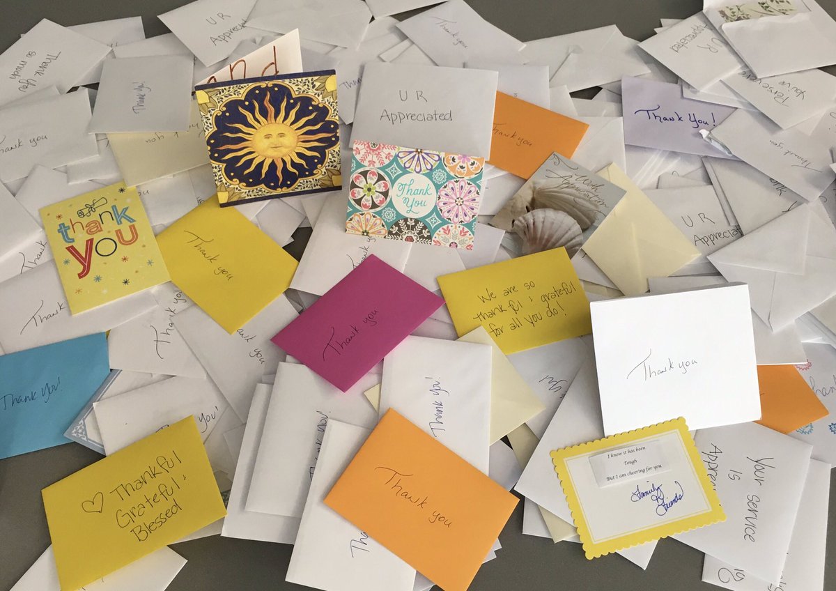 ChiefEStephens's tweet photo. Came to work today to find a whole pile of #thankyou cards given by citizens and ready to be distributed to @Austin_Police officers. This was a much needed sight โค๏ธ https://t.co/ISIbwjYau5