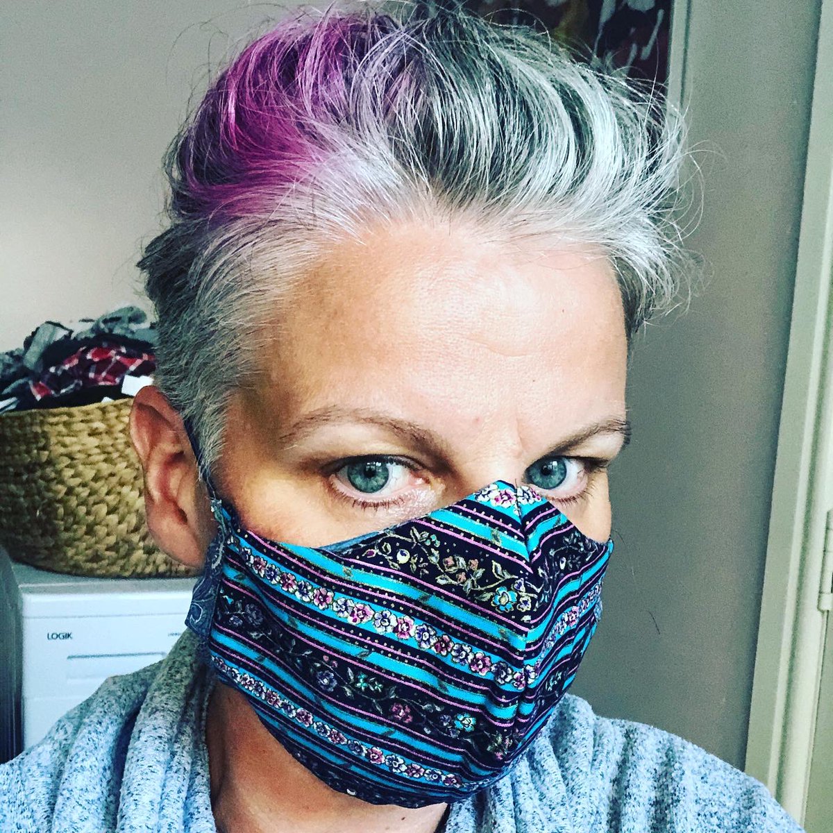 My mum been advised to wear a mask when outdoors she looked so sad when she showed me the medical mask so machines out sampling for her #staysafe #homemadeformama