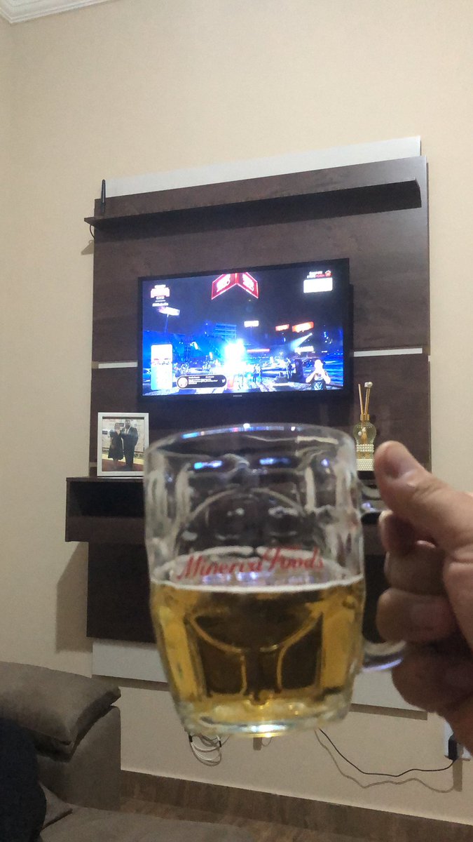 lazim_rox's tweet photo. #ZNCBRAHMALIVE #zncbrahamalive desce rasganooooo,queeeu Du custuranooooo!!!aooo Barretão!!!! https://t.co/ugZBSS8Asq