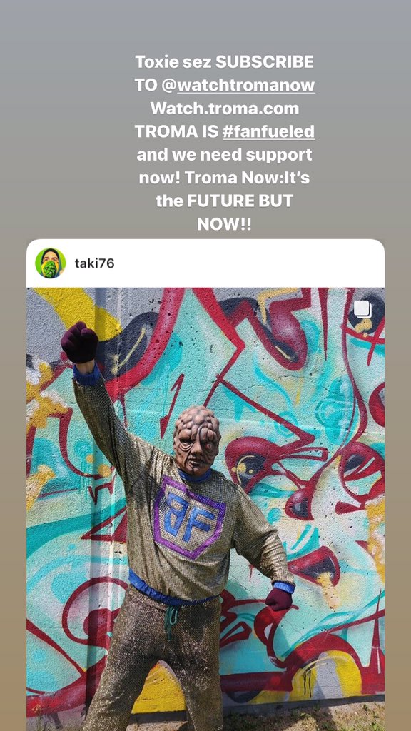 lloydkaufman's tweet photo. HAHA @NYCMayor and council just approved the biggest budget for POLICE in history ! Now some of these hypocrites are jumping on the #BlackLivesMattters thing! KICK THEM ALL OUT! Get new young blood who are NOT feeding at the public trough! #romansenate #DefundThePolice https://t.co/z0Q1DLhqBH