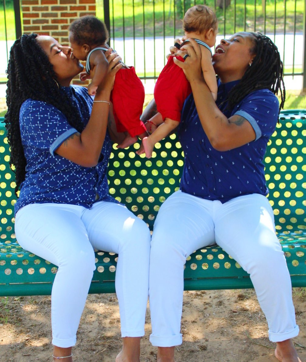 tyymckinney's tweet photo. THEN AND NOW💙
Our babies went from being due on the same day, to being 13 days apart!! Just like us they will always have eachother. 🤞🏽👶🏽 #identicaltwinsisters and our #SONshines https://t.co/7P9jNjP0ez
