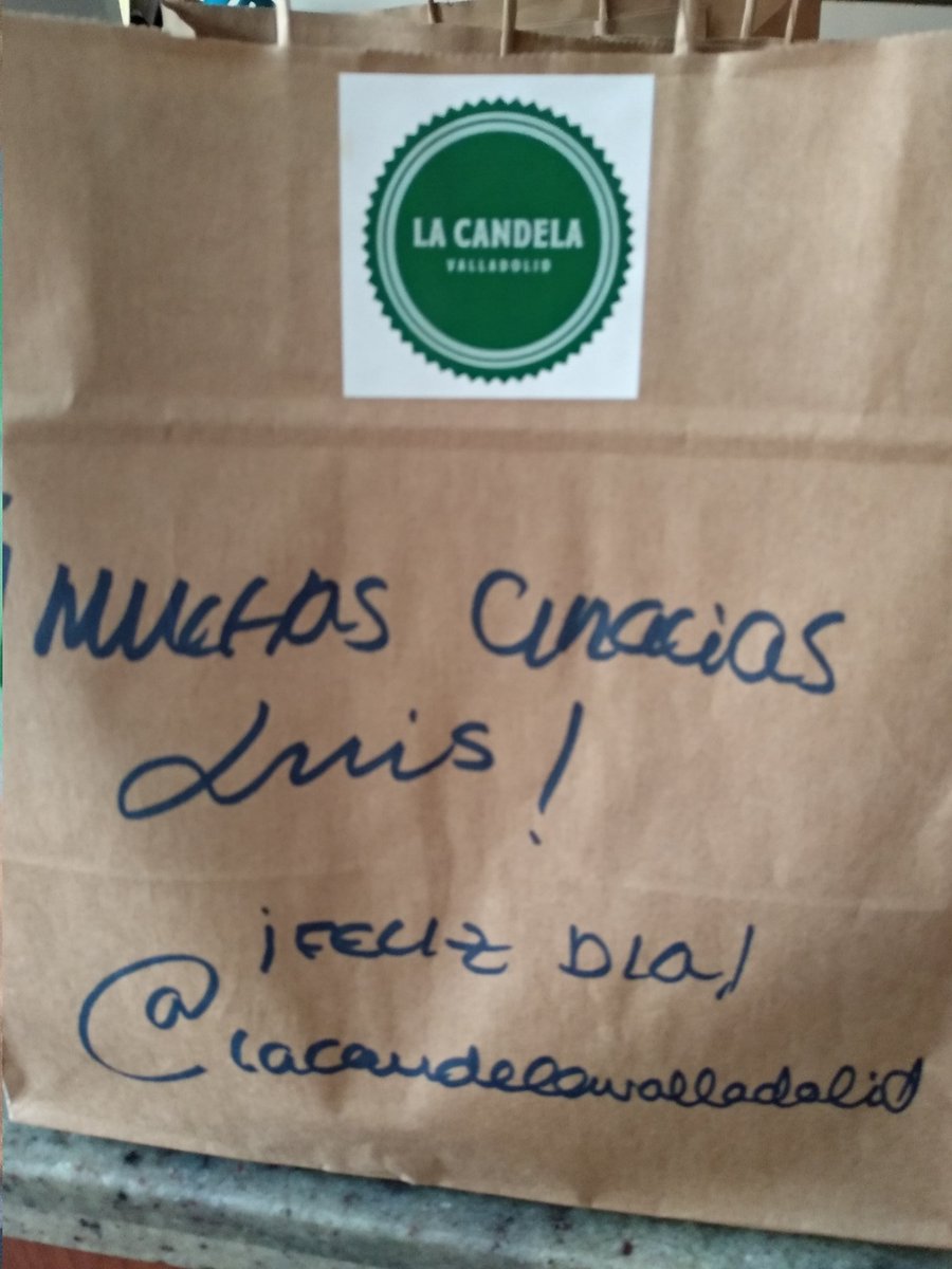 luixber25's tweet photo. @LaCandela_Vall Pedazo de comida  de @LaCandela_Vall que hemos disfrutado!!!! Estaba todo riquisimo!!
Muchas gracias a todo el equipo!!!de @PenaChef. https://t.co/DHQqd2DP1t
