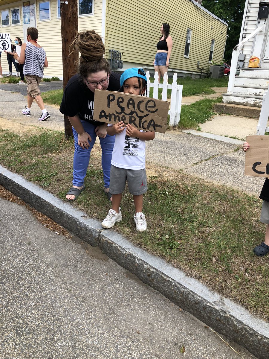 AmberTri's tweet image. So proud of my small town #BLM #JusticeForGeorgeFloyd Peaceful and Powerful March today ❤️