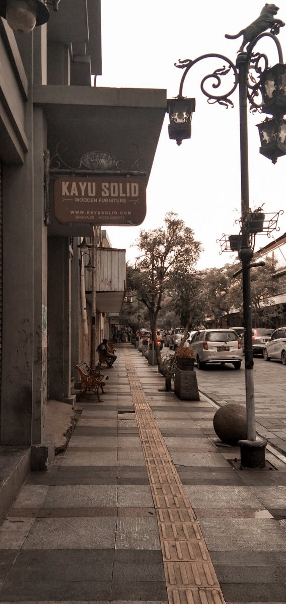 OTonggoh's tweet photo. Hasil jalan jalan sore kemarin

Hayolohh sapa yg kangen bandung? https://t.co/yyIen3fqHr